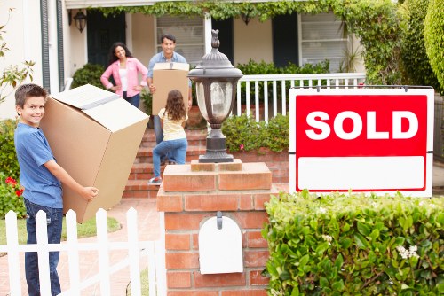 Local removals service for flats and apartments in Colindale
