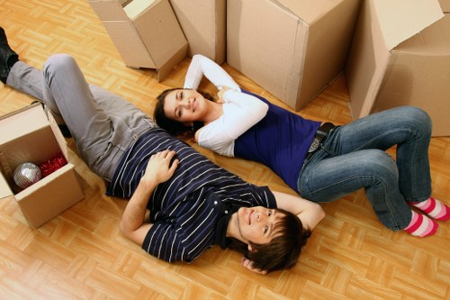 Free quote policy for Man And Van Colindale services